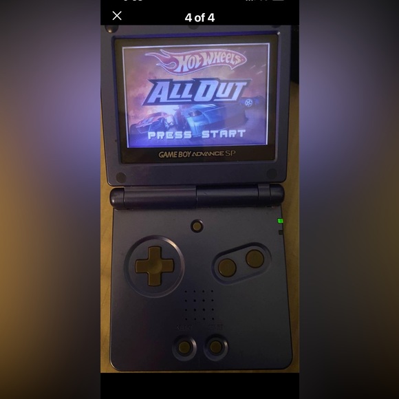 Hot Wheels: All Out Game Boy Racing Game - Picture 4 of 4